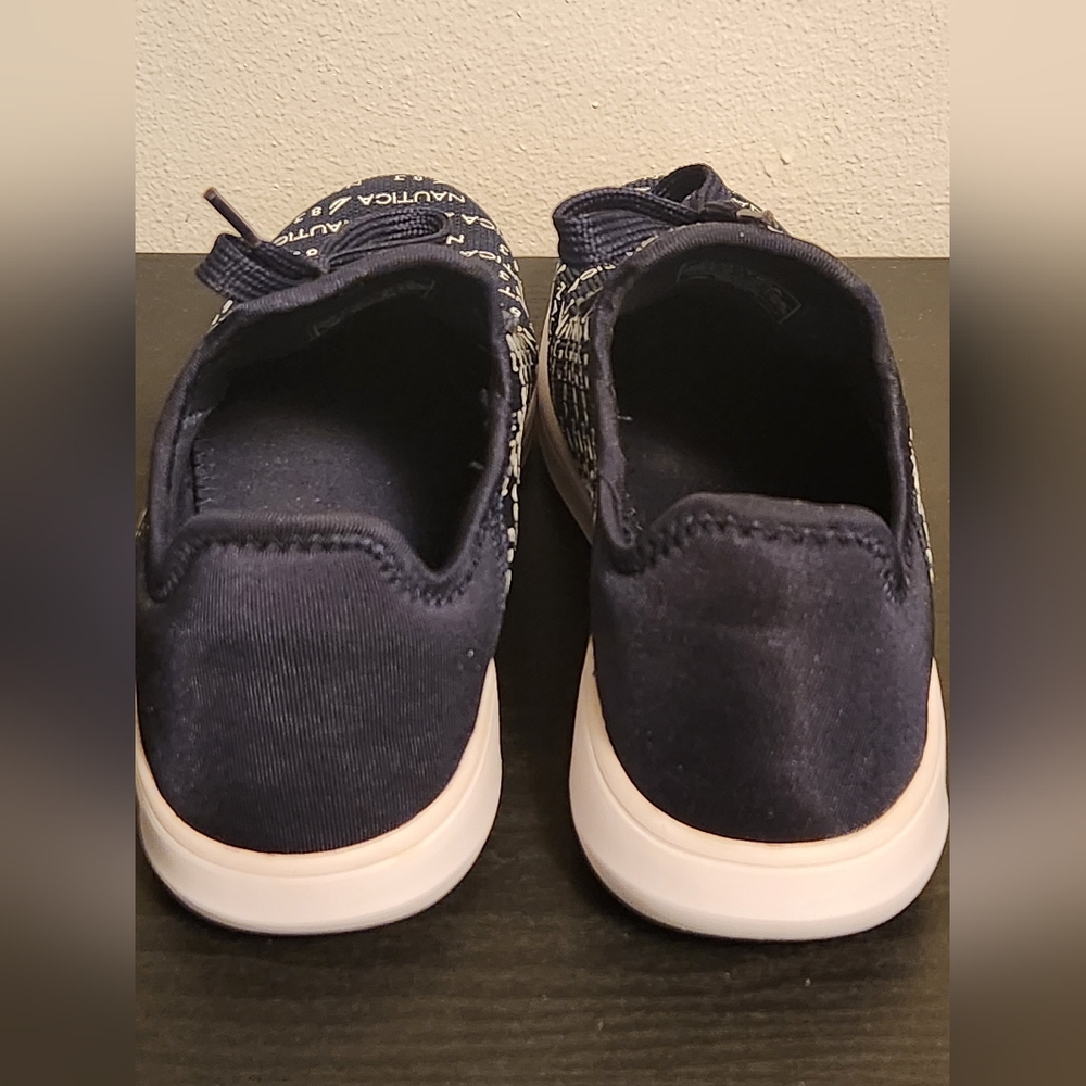 Nautica Women's Sneakers Size 8 - Picture 2 of 10